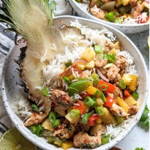 Jerk Chicken Pineapple Bowl (Bahama Breeze Recipe Copycat)